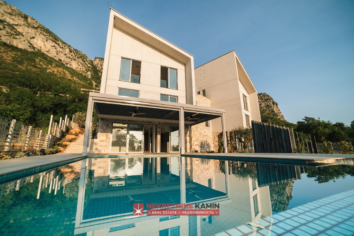 Two Modern Eco Villas with Pools and Sea Views, Tudorovići, Budva